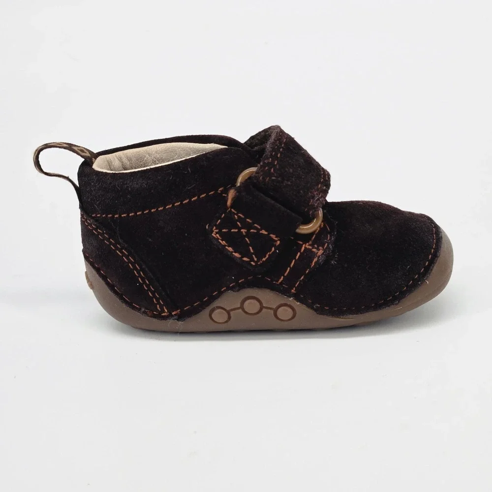 Clarks First Shoes Brown Suede Wide Width Toddler Boys Boots Sneakers 3W EUC